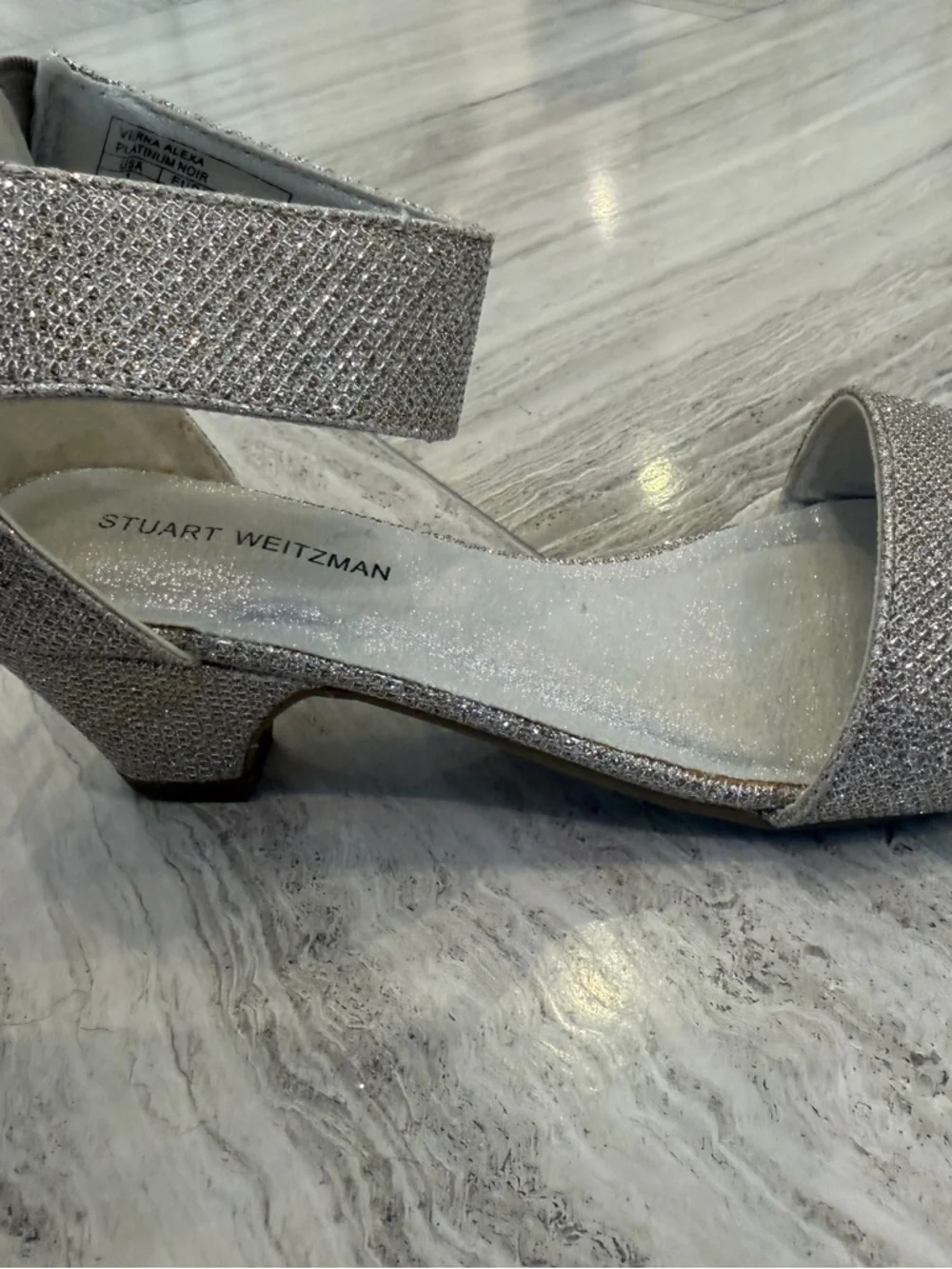Girls Stuart Weitzman “Verna Alexa” Glitter Ankle-Strap Dress Shoes Size 1